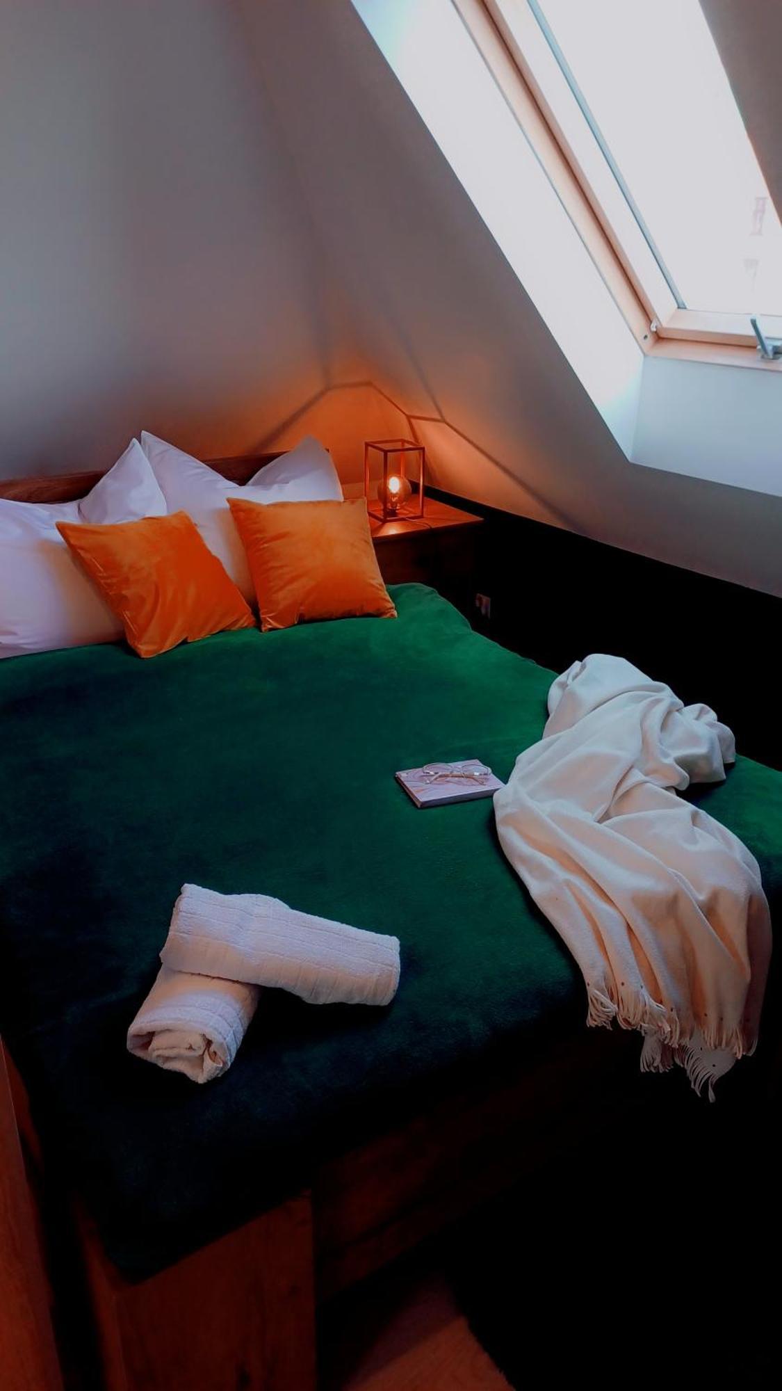 Apartament Pod 12 B ビエルスコ・ビアバ エクステリア 写真